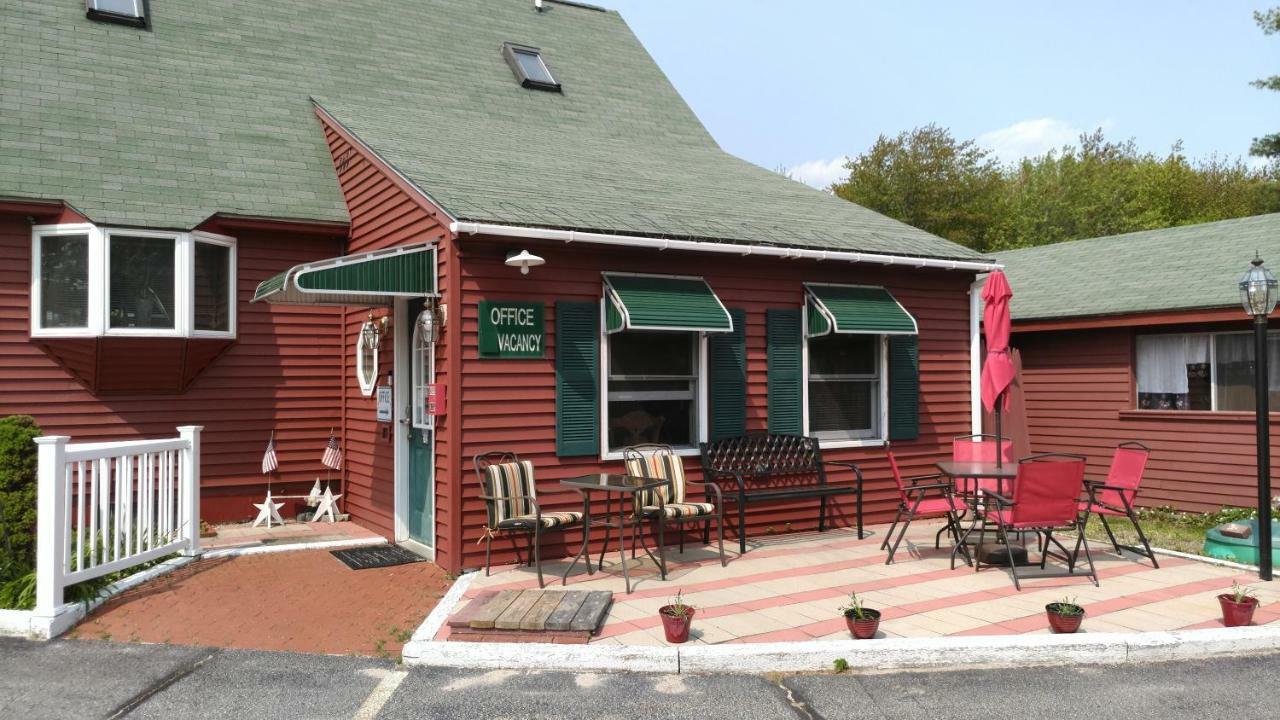 Midway Lodging Cornish Zewnętrze zdjęcie